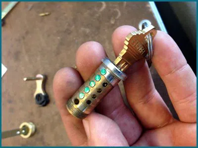 Father Son Locksmith Shop New York, NY 212-659-0020 Father Son Locksmith Shop New York, NY 212-659-0020 - 65-9